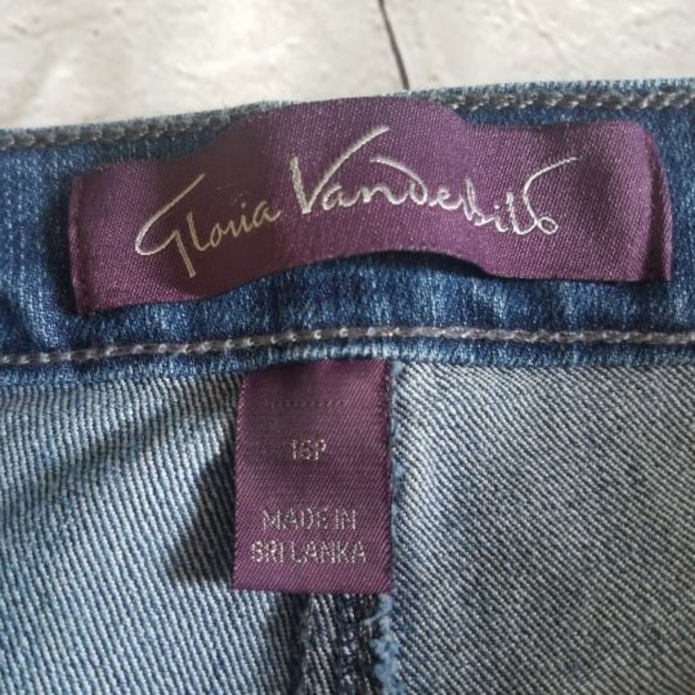 Gloria Vanderbilt Amanda Jeans Size 16P - Picture 6 of 6